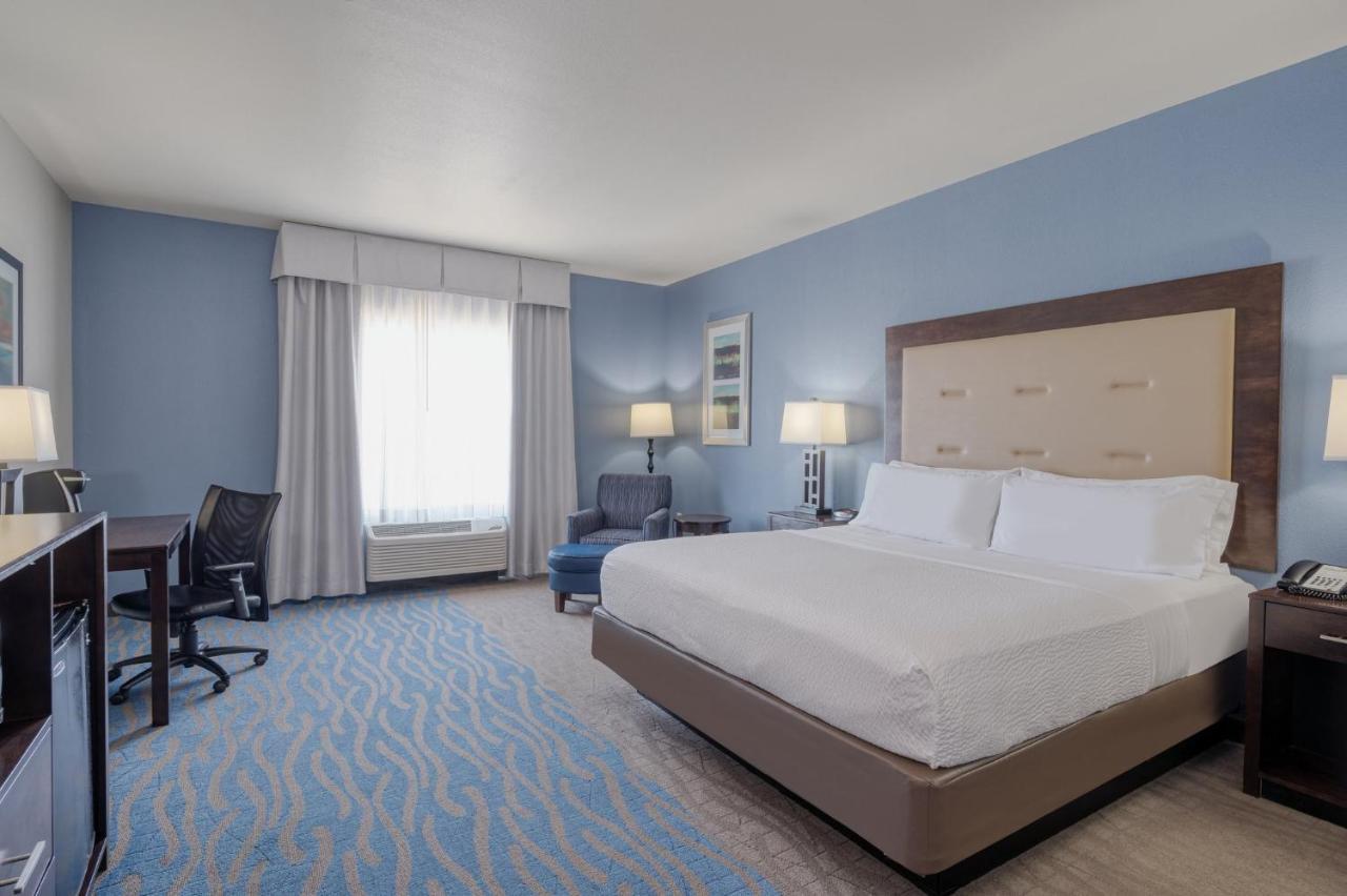 Holiday Inn Express And Suites Edwardsville By Ihg Exterior photo